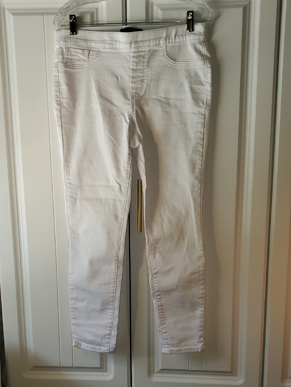 1822 Denim White Jeans - Classic Clean Design